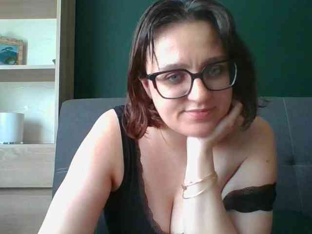 sensualParis webcam