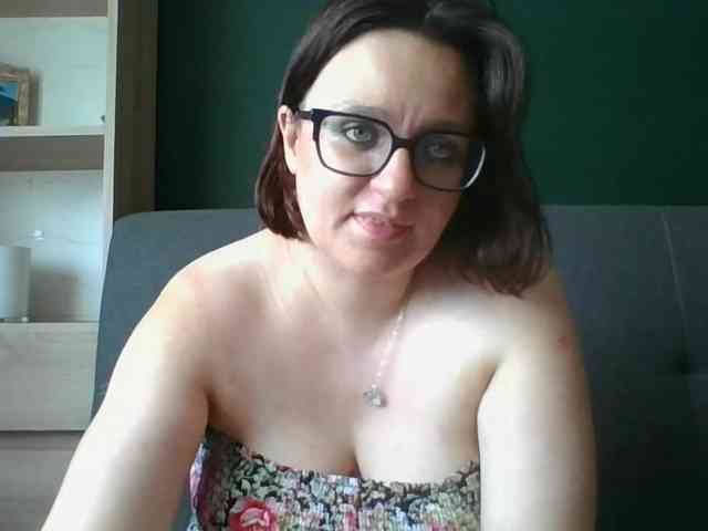 Model: sensualParis