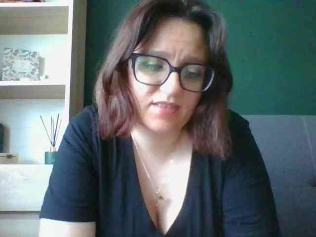 sensualParis webcam