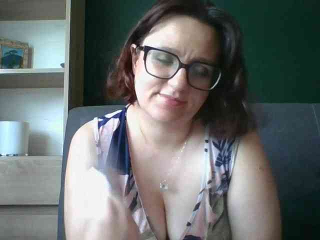 sensualParis webcam