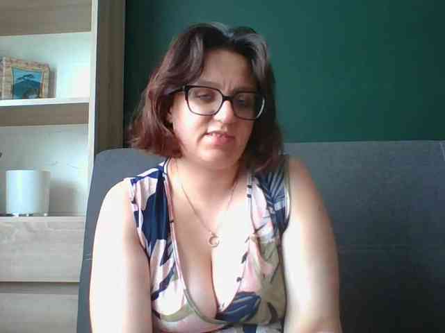 sensualParis webcam