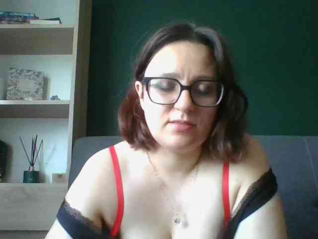 sensualParis webcam