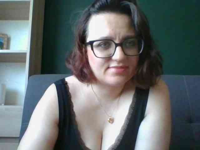sensualParis webcam