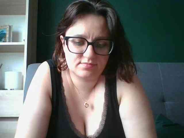 sensualParis webcam