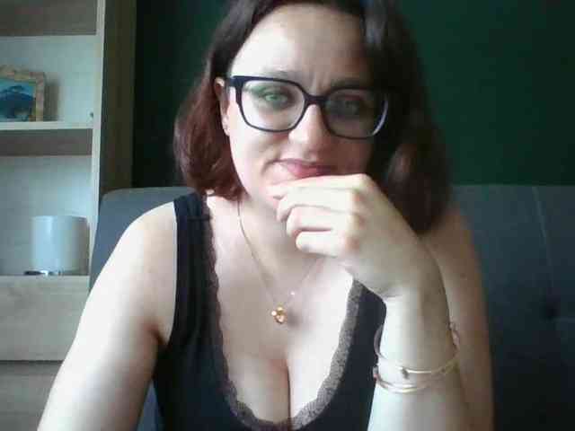 sensualParis webcam