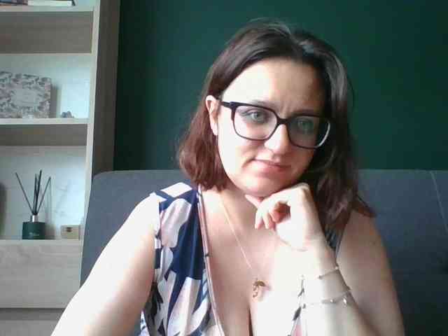 sensualParis webcam
