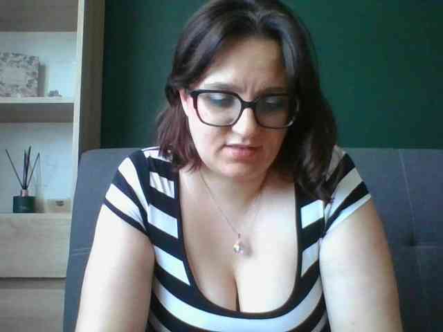 sensualParis webcam