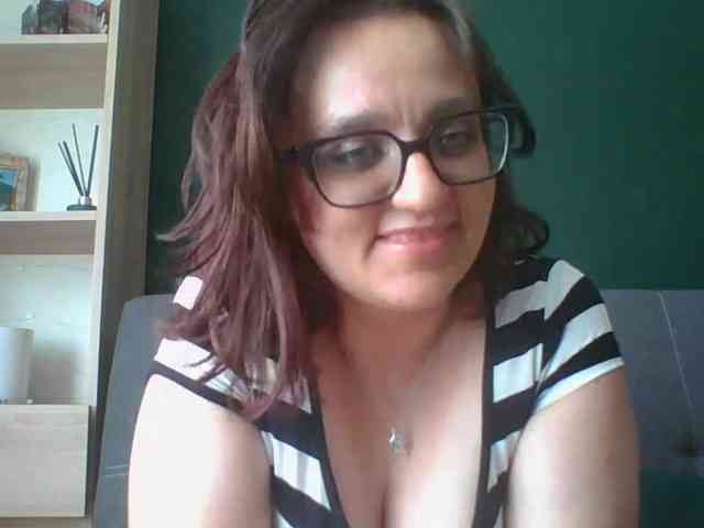 sensualParis webcam