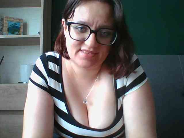 sensualParis webcam
