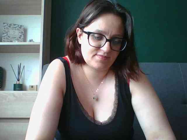 sensualParis webcam