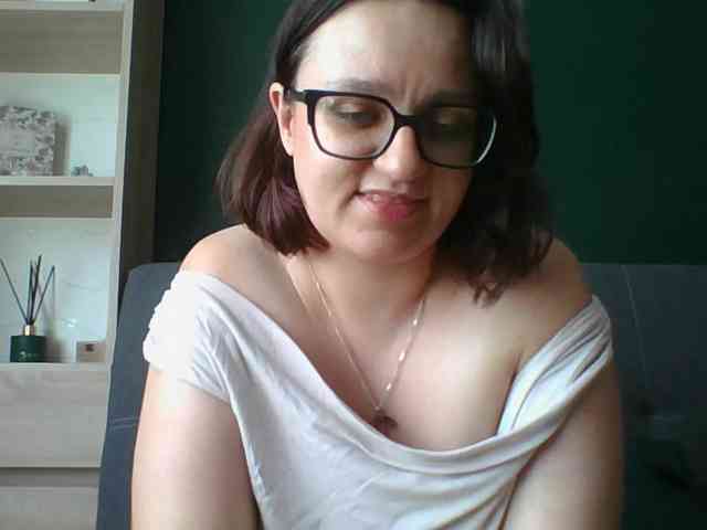 sensualParis webcam