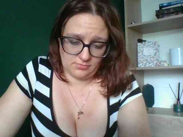 sensualParis webcam