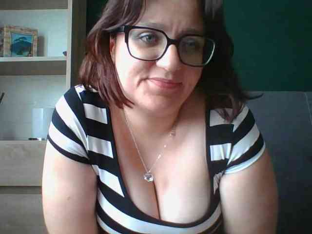 sensualParis webcam