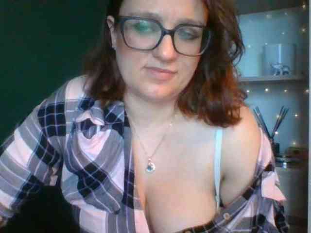 sensualParis webcam