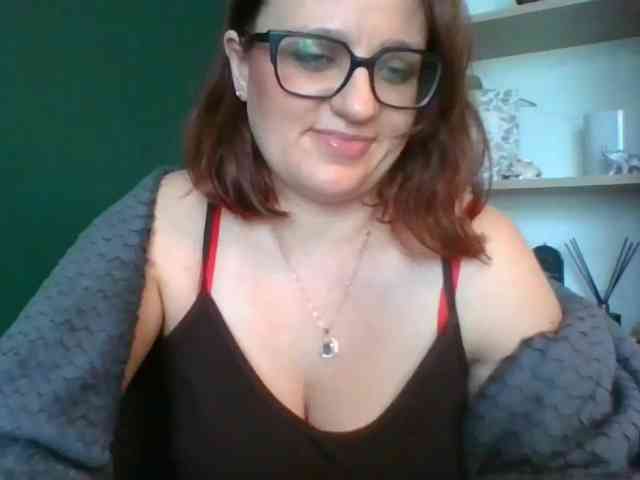 sensualParis webcam