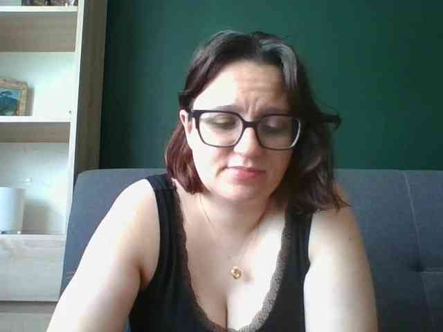 sensualParis webcam