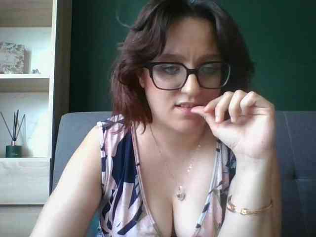 sensualParis webcam