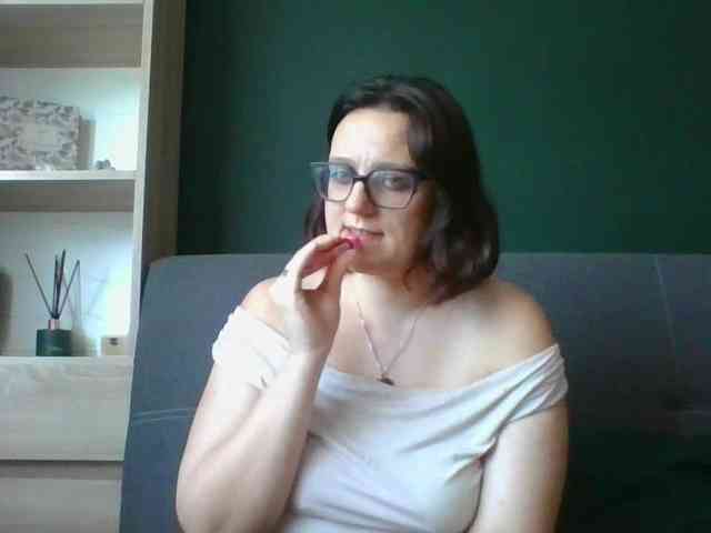 sensualParis webcam