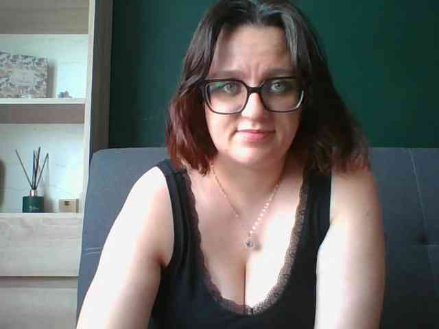 sensualParis webcam