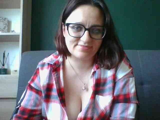 Model: sensualParis