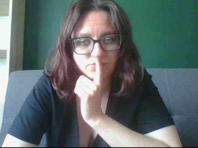 sensualParis webcam