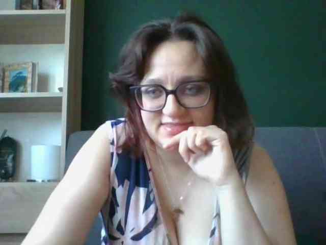 Model: sensualParis