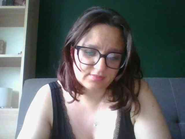 Model: sensualParis