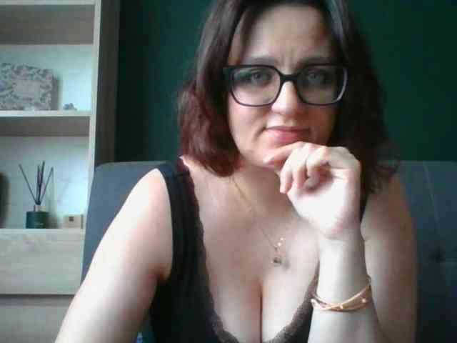 sensualParis webcam