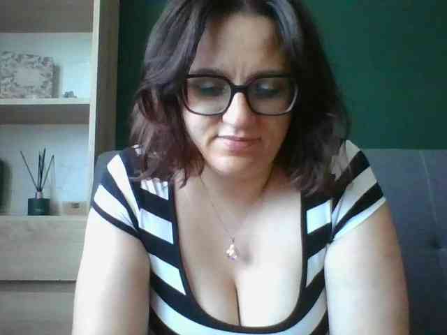 sensualParis webcam