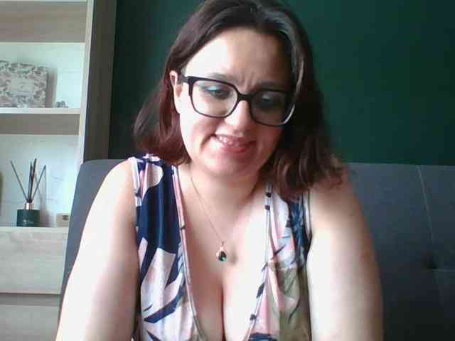 sensualParis webcam