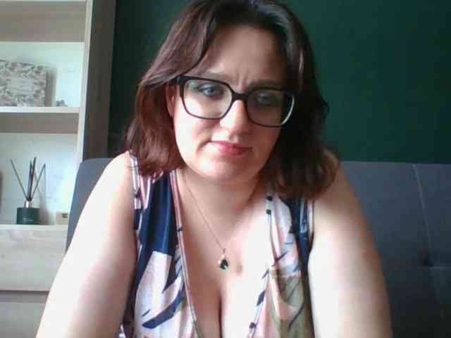 Model: sensualParis