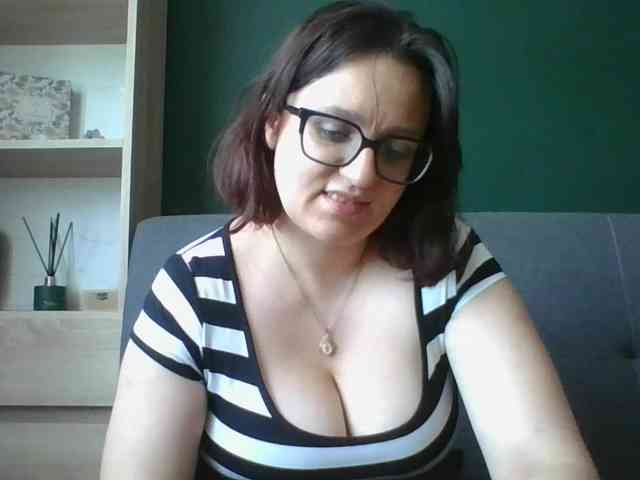sensualParis webcam