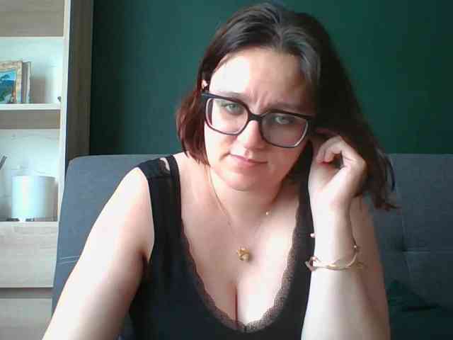 sensualParis webcam