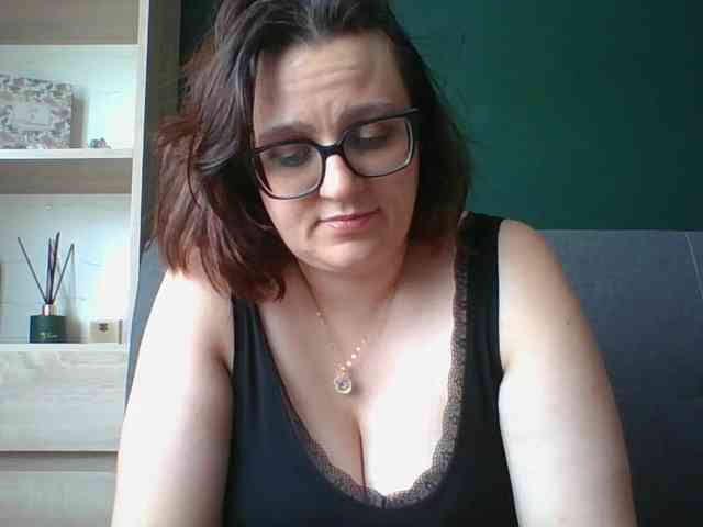 sensualParis webcam