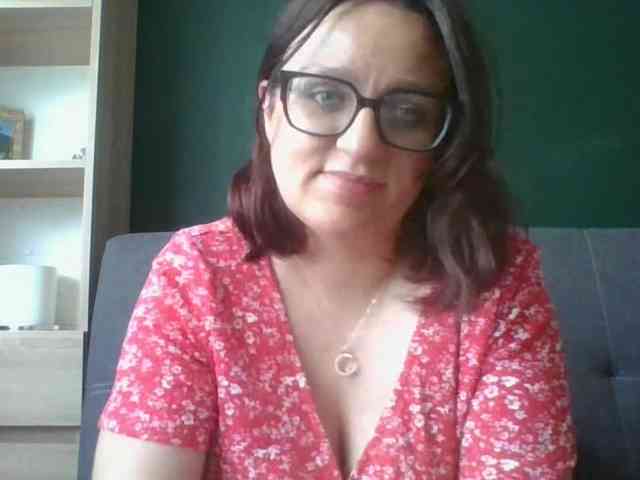 Model: sensualParis