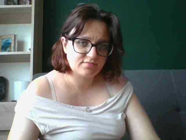 sensualParis webcam