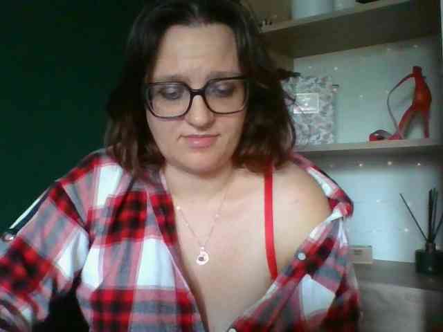 sensualParis webcam