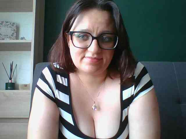 Model: sensualParis
