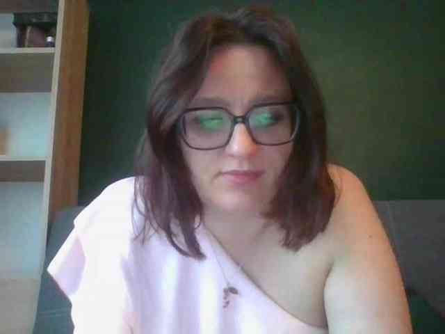 sensualParis webcam
