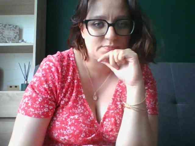 sensualParis webcam