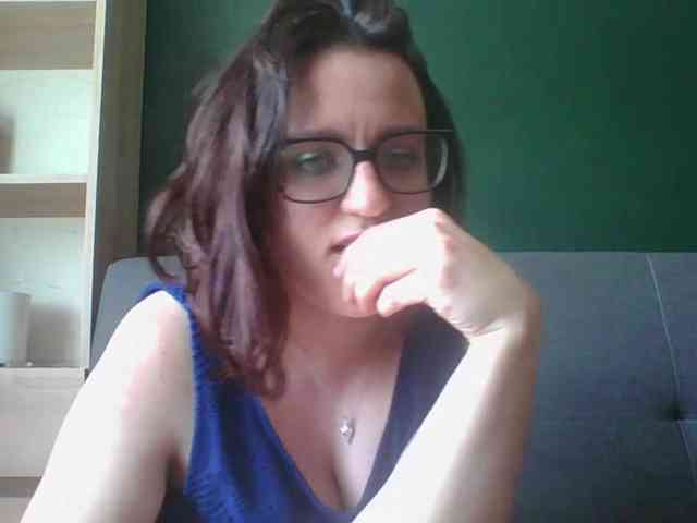 sensualParis webcam