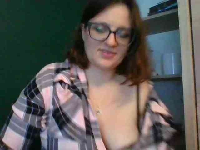 sensualParis webcam