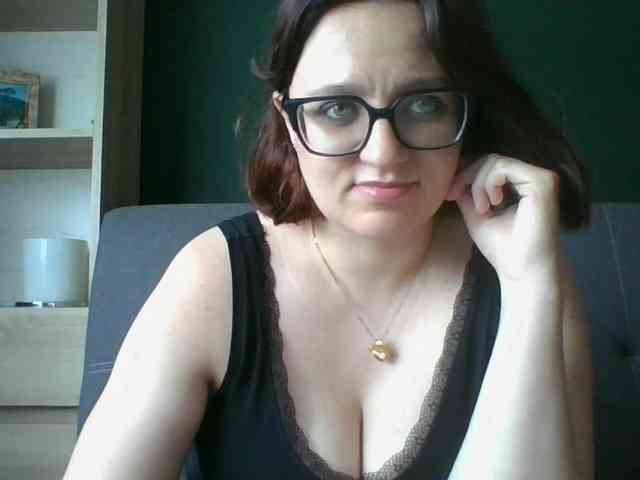 sensualParis webcam