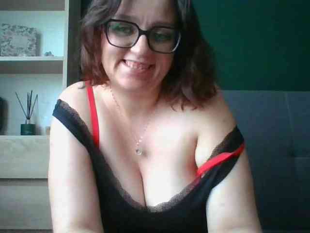 sensualParis webcam