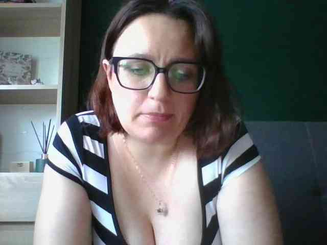 sensualParis webcam