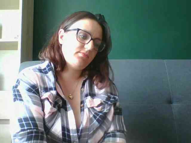 sensualParis webcam