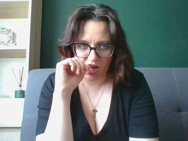 sensualParis webcam