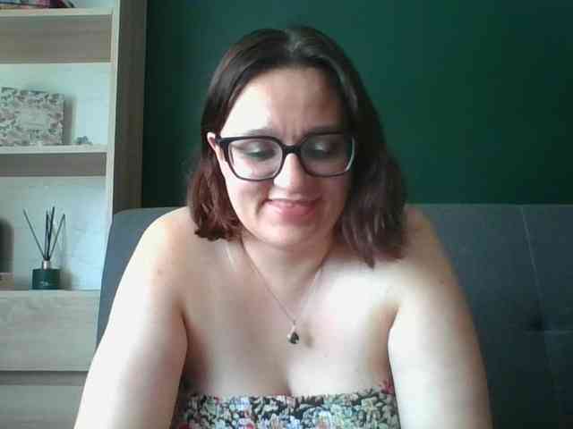 sensualParis webcam