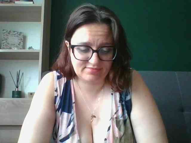 Model: sensualParis