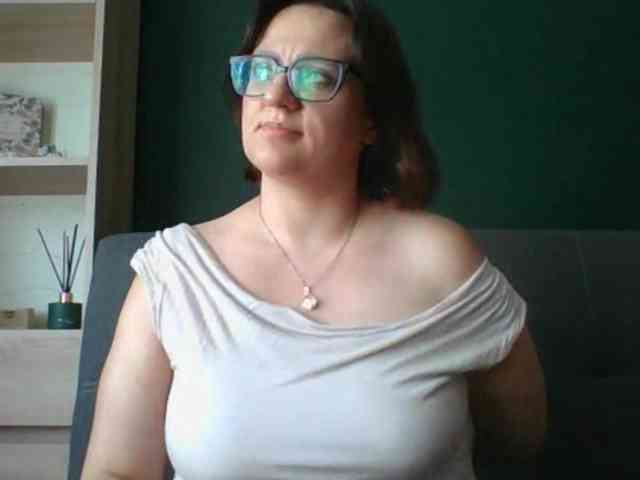 Model: sensualParis